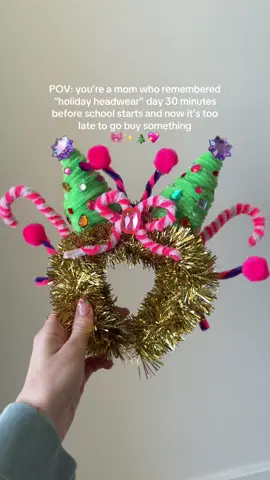 DIY CHRISTMAS HEADBAND 🎄✨💖 she’s gonna have to eat school lunch today lol #christmascraft #christmasheadbands #craftymoms #fypシ゚viral #viralvideo #fyp 
