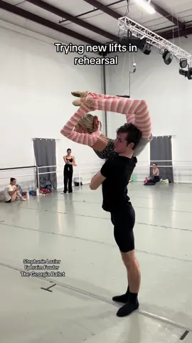 my friends are so talented🤩 #ballet #ballerina #ballettok #balletcore #balletlift #pointeshoes #dance 