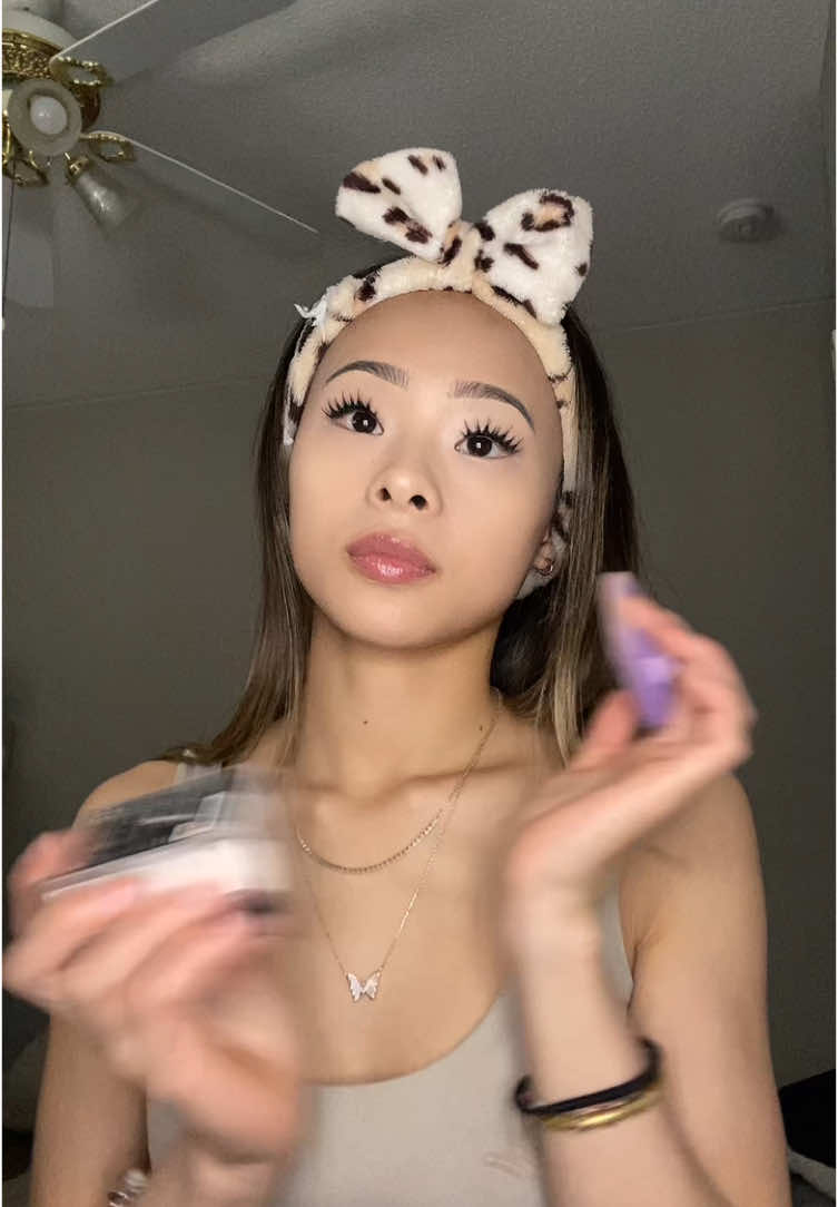 #makeuptutorial #makeup #MakeupRoutine #foryoupage #fypシ #cutesimplemakeup 