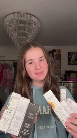 🎥 What’s in your skincare and beauty routine? 🌿 Emani’s essentials: 💧 HydraWear Plus Niacinamide Foundation for full coverage and hydrated skin 🌙 Sleep Renew Serum for overnight magic ✨ HD Concealer with Niacinamide for flawless coverage 💕   Drop a ✨ if you're obsessed!  #Vegan #Emani #emanivegancosmetics #Skincare #TikTokMadeMeBuyIt #VeganSkincare #viralpost #CleanBeauty #VeganBeauty #SkincareMustHave #SkincareGoals #SkincareHacks #SkinCareRoutine #BeautyHacks #GlowingSkin #makeup #BeautyRoutine #GlowUp #cosmetics #beauty