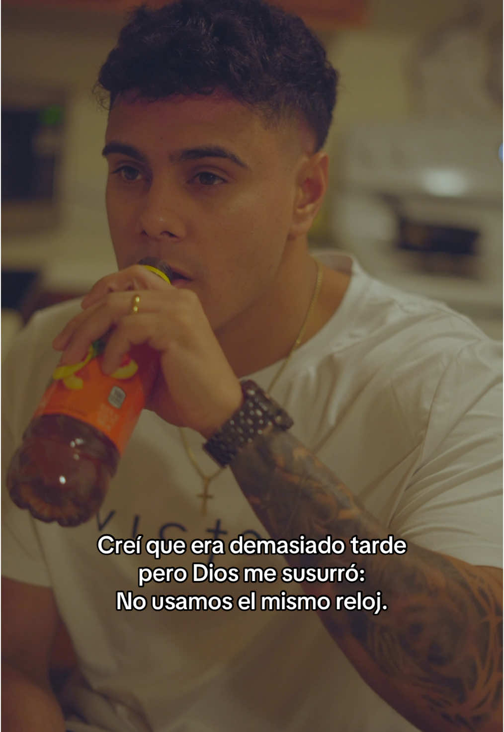 Creí que era demasiado tarde pero Dios me susurró: No usamos el mismo reloj. #fe #diosesbueno #diosesamor #diosesfiel #dios #jesus #hagamosviralajesus #jovenescristianos #cristianos #cristianostiktok 