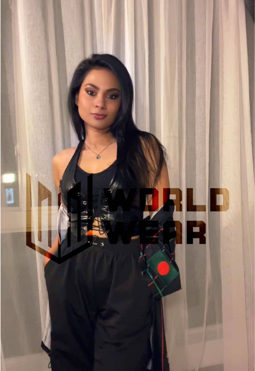 when culture meets streetwear 🇧🇩🔥 obsessed with this Bangladesh jersey from @shopworldwear  #bangladeshi #bangladeshigirl #bengaligirl #bengaliandboujee #petitefashion #petitestyle #streetwear #streetwearfashion #bangladeshstreetstyle #bengalistreetstyle@Sliime @shopworldwear 