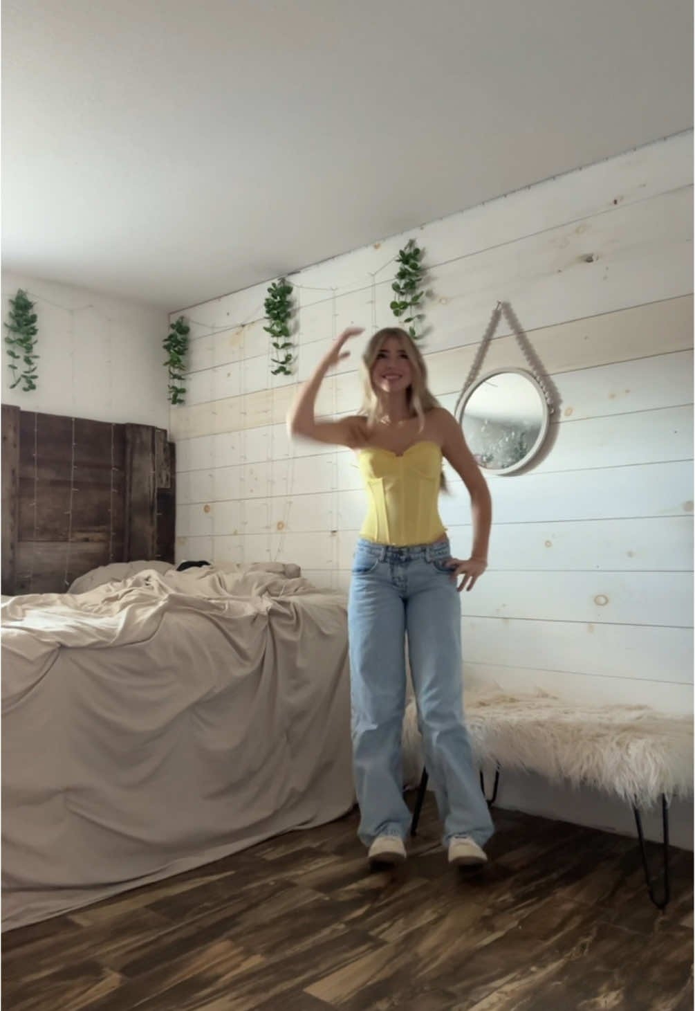 Superstar #fyp #foryou #blowthisup #viral #foryoupage #lipsync #outfit #outfits #outfitinspo #outfitideas #hairstyle #room #roominspo #audios #soundstouse #audiostouse #sounds 