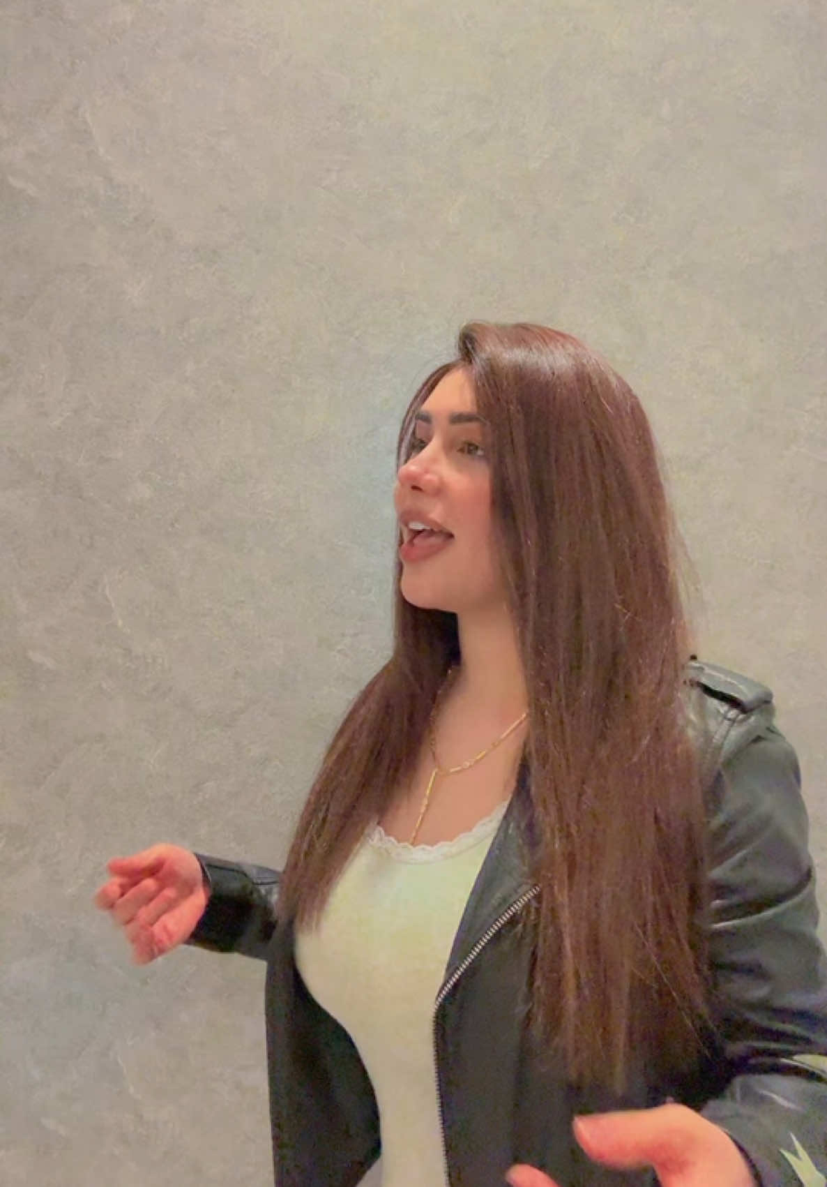 تنيننا وتننو منو يعرف يقولها متواصله 🤪🤪🤪🤣🤣🤣#هنادي_الكندري 