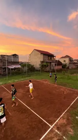 Ready fullspek bledosan,siap menerima info sparingan bolo🤣#volleyball #volitarkam #fypシ #voliasik #fyp #tulungagung24jam #voliindonesia #voli #tulungagung #volitulungagung 