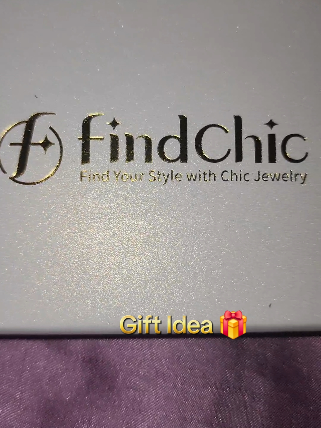Otra idea para regalar o para ti! ✨️🎁 @FindChic  #findchic #jewelry #initialnecklace #paratiiiiiiiiiiiiiiiiiiiiiiiiiiiiiii #tiktokshopcreator #giftideas 