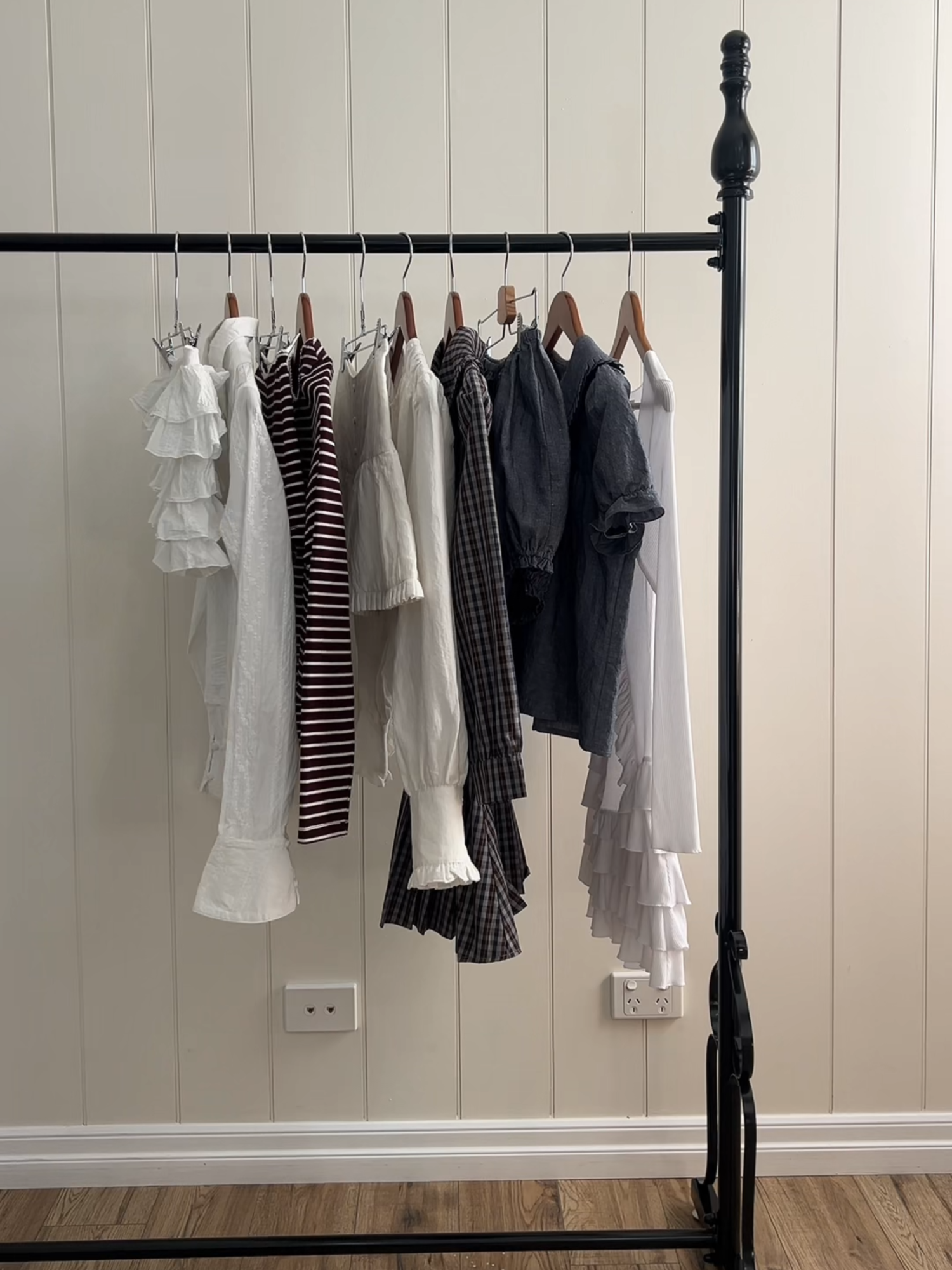 Sale ends tonight at 11:59pm AEST 🙈 Code: HOLIDAY2024. #mymummadeit