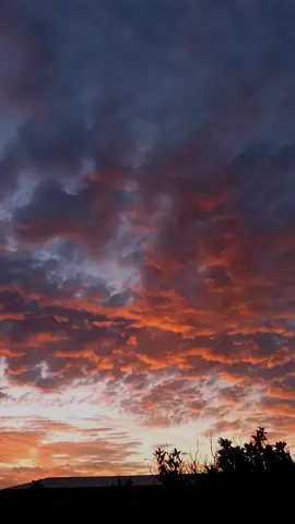 #kevinkaarl #mevaacostar #paisaje #cielosbonitos 