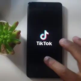 Ativando as legendas no app TIKTOK.  #drtech #tutorial 