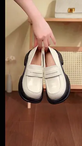 Giày nữ xinh thời trang, đế cao 5cm #giayoxford #giaydocnu #giaythoitrang #giayluoi #xuhuong 