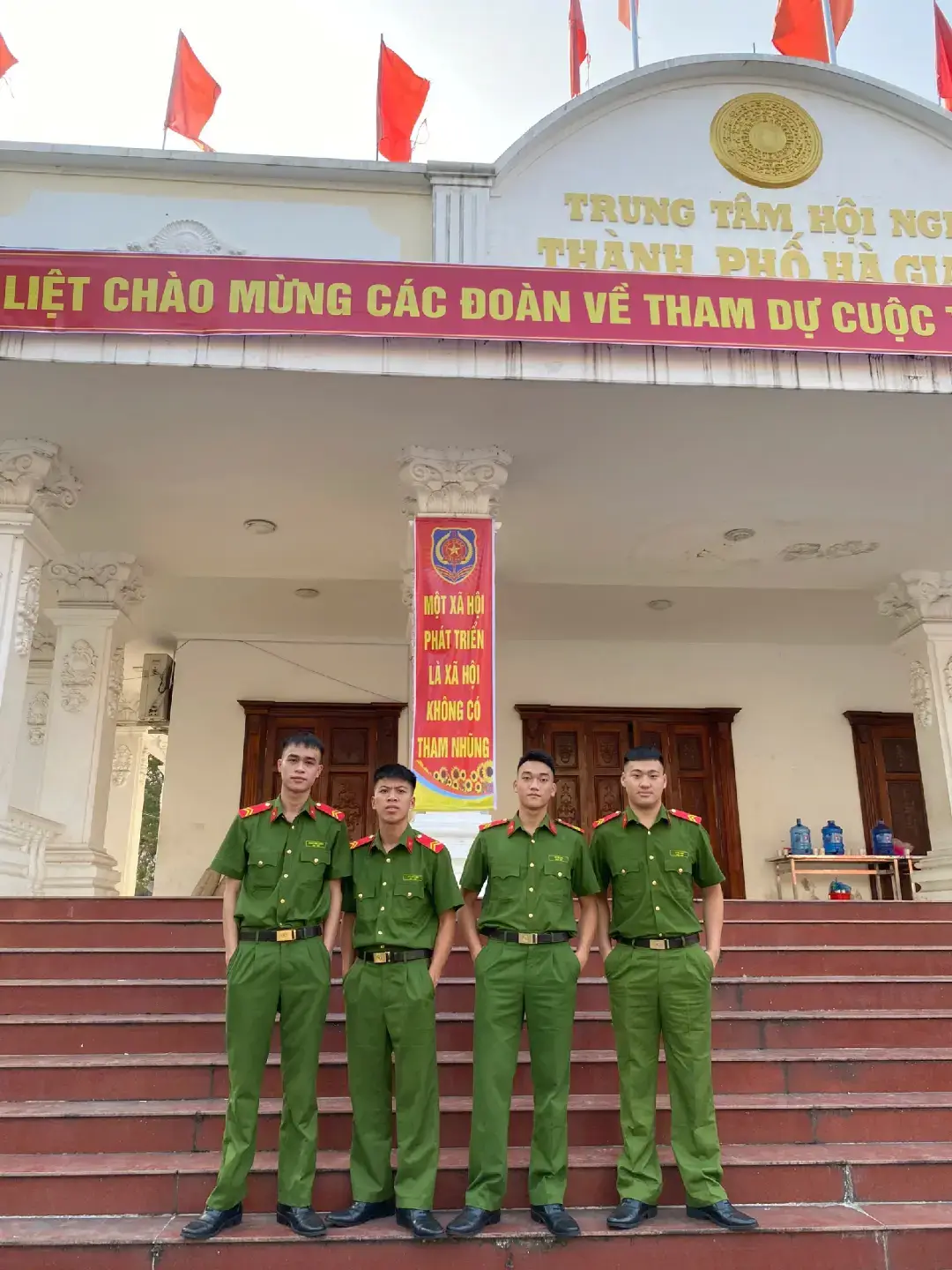 #xuhuong  tết này ăn tết xa nhà 