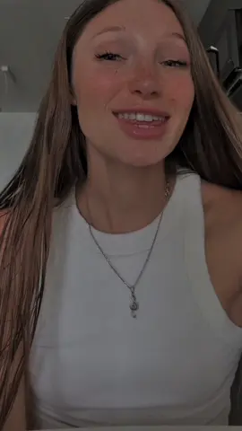 Beautiful song, I love it. _ 🎥 : YAMI  🎵 : YAMI & CARIN LEÓN & LASSO - EN OTRA VIDA. #nybatman #foryou #music #foryoupage #highonmusic #usuk 