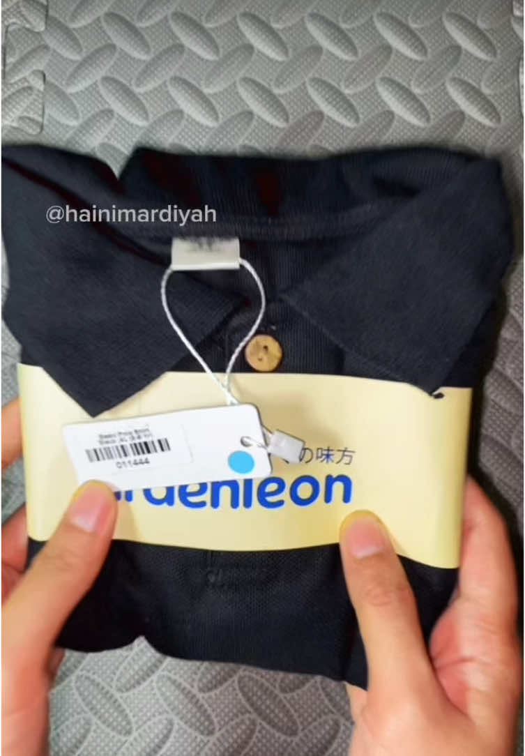 Juara sih basic polo dari Ardenleon ini , walaupun kemeja polo tapi bahannya lembut banget ga bikin gerah #Ardenleon #kemejaanak #kemejapolo #basicpolo #polo #cuantanpabatas #viral #fyp