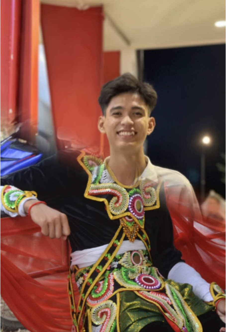 nhạc này nhảyy saoo taa...😆#hienthach #khmer #tràvinh #krumchaydamyakromnoynoy 