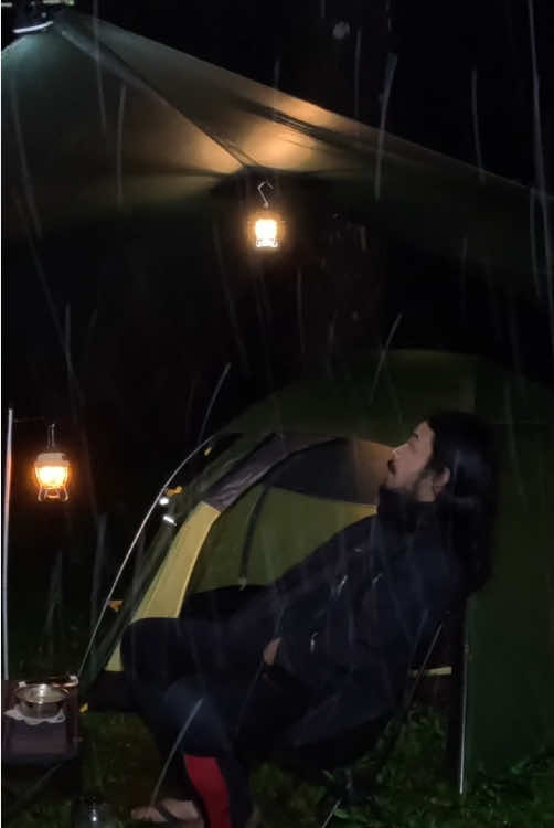 amazing heavy rain during solo camping ⛈️🌧️  #camping #solocamping #rain #heavyrain #Outdoors 