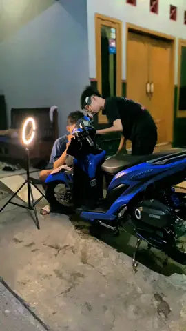 Lampu dangdutnya kaka 😍#lossinject #throttletaste #propergank #pasukanghoib #vavarion #varionisty #bullaes #turboseexperience 