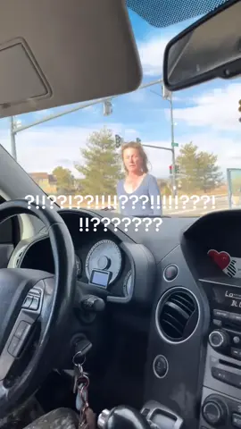 ?!??!???! #ROADRAGE #wtf #fyp #help #um 