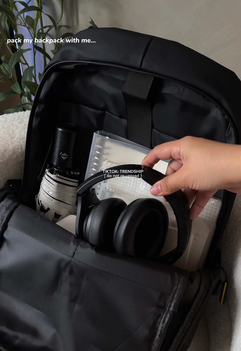 trust me when I tell you na hndi lang maganda tong bag na to, super bango pa, ang manly ng amoy 😍 #bag #backpack #waterproof #laptopbackpack #auote #auotebag #laptopbag 