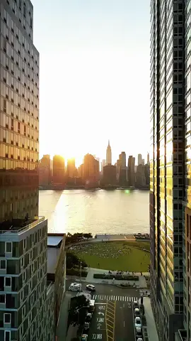Most beautiful sunrise in morning #newyork #sunrise #scene #goviral #fyp 
