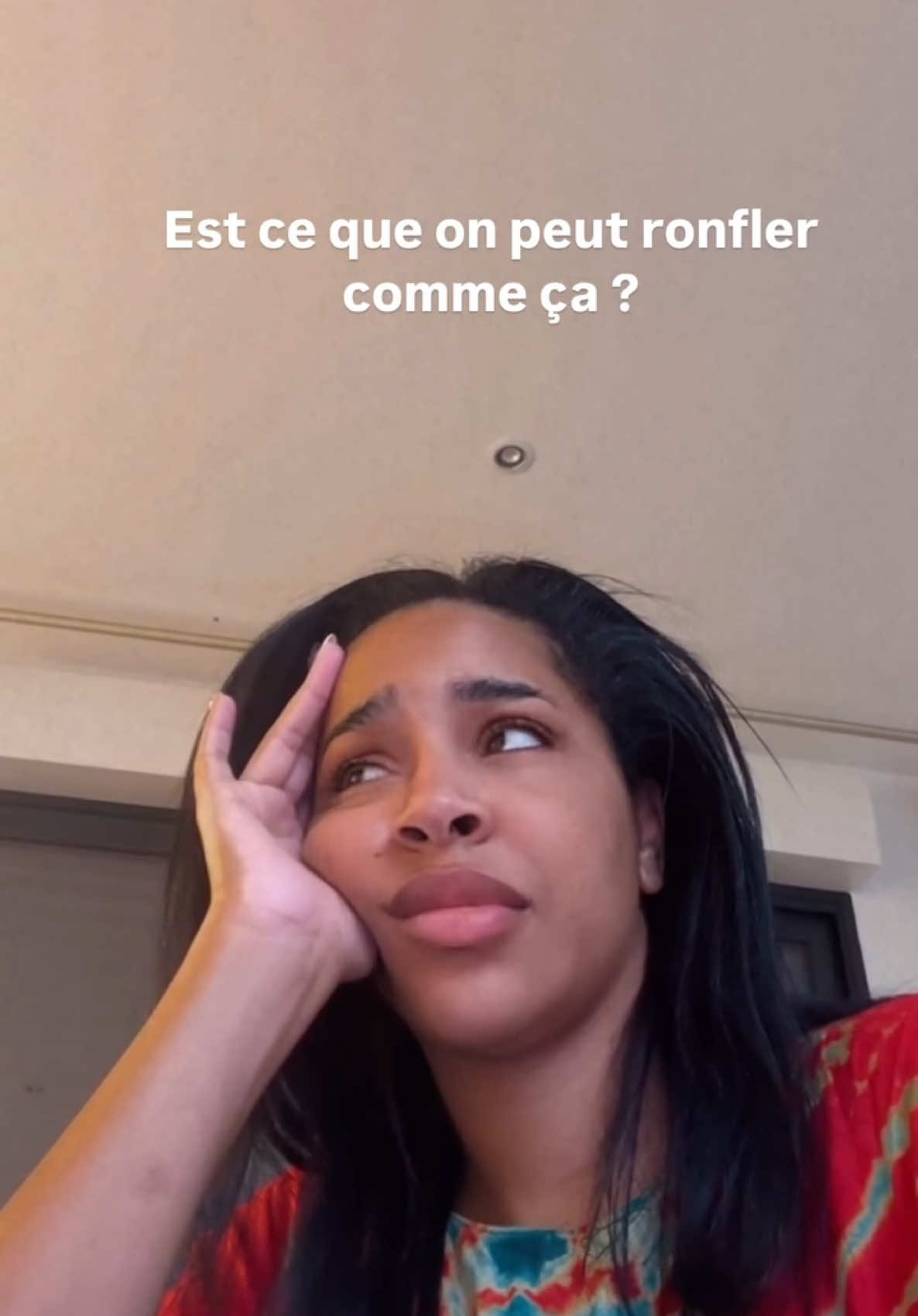 Est-ce qu’on peut ronfler comme ca 😂😂 #funny #fyp #viral #ronflements 