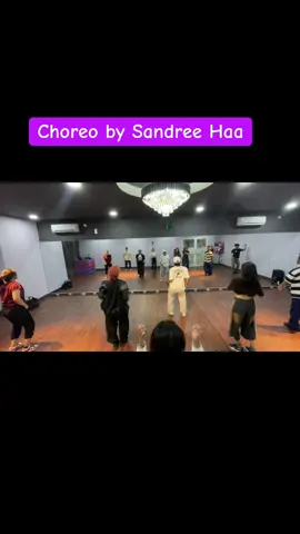 Seru banget ikut class di @Sky Academy ..  Choreo by Sandree Haa .. #dance #tyla #fyp #studiodanceharapanindah #danceclass 