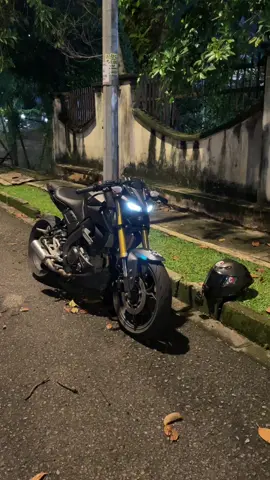 #mt15 #mt15malaysia #yamaha #bikelife #fyp 