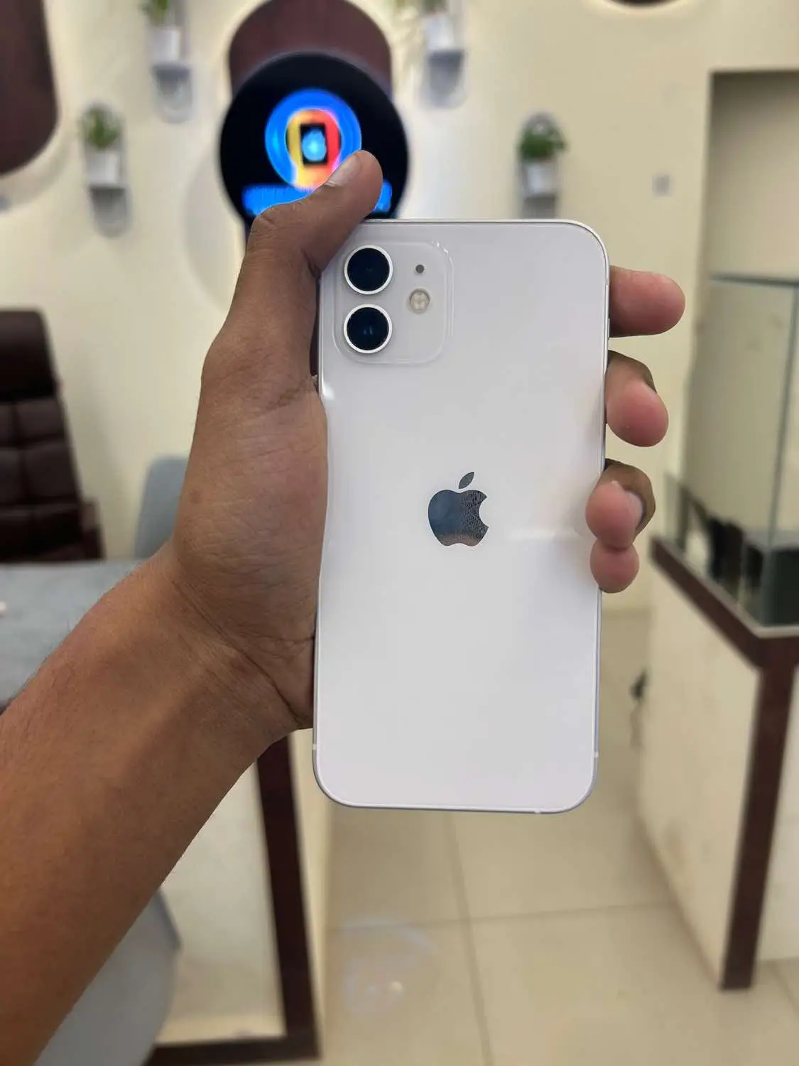 iPhone 12 (used) - 64GB - (usa) - 88% Battery health - white colour - Without box - Full fresh condition  - Available  - 𝗕𝗿𝗮𝗻𝗱 𝗡𝗲𝘄 𝗣𝗵𝗼𝗻𝗲 𝗔𝘃𝗮𝗶𝗹𝗮𝗯𝗹𝗲  - 𝗘𝘅𝗰𝗵𝗮𝗻𝗴𝗲 𝗔𝘃𝗮𝗶𝗹𝗮𝗯𝗹𝗲  - 𝗘𝗠𝗜 𝗔𝘃𝗮𝗶𝗹𝗮𝗯𝗹𝗲 যেকোন প্রয়োজনে কল করুনঃ 01616995540 - / - 01784389814 👉শপ এর লোকেশন : Dream apple BD  Jamuna future park lavel-4 block-D shop-19A Contact : 01616995540 - / - 01784389814 ✅অর্ডারের জন্য হোয়াটসঅ্যাপ করুন: 01616995540 📲৭ দিনের রিপ্লেসমেন্ট ওয়ারেন্টি, ২ বছরের সেবা ওয়ারেন্টি #dreamapplebd #jamunafuturepark #usedphone #iphone #iphone12 #usedphone #foryou #bangladesh🇧🇩 #iphone 