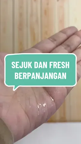 Spray,sejuk dan rasa lega dalam sekelip mata. Mudah dibawa ke mana saja! Jangan lupa letak dalam beg ampa okay ✨ #koolfeverspray #spray #spraypenyejuk #fever #koolfever #cool #spraycooling 