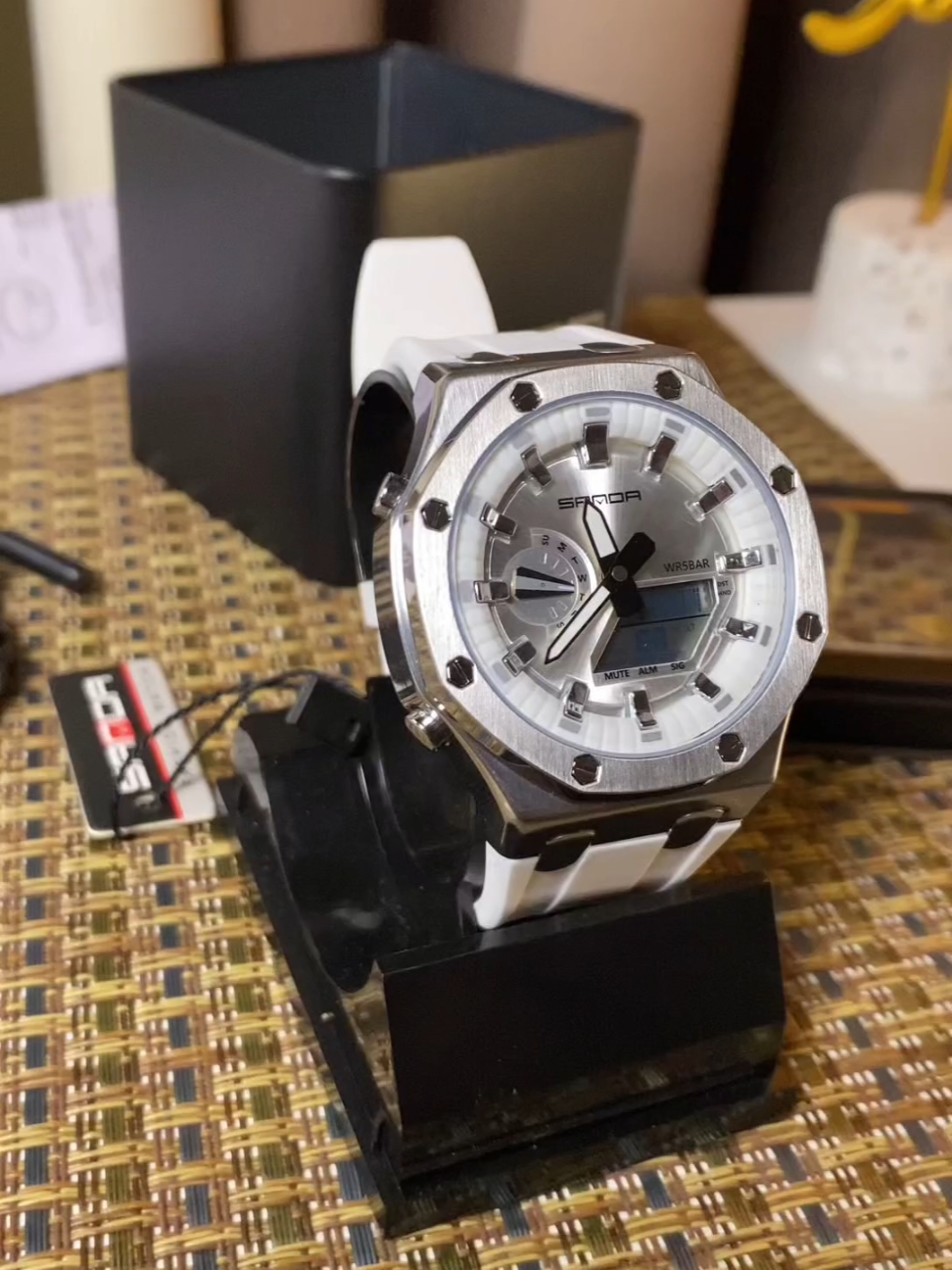 panigurado trending nanaman tong relong to! grabihan sa pagka high-T, solid panga yung build #sanda #sandawatch #digitalwatch #electronicwatch #watch #relo #waterproof #sanda3309 #shockproof #viral 