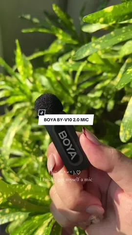 decided to invest on a mic 🤙🏼💫🌠 whether you‘re just starting out in creating contents or you just want to document your life with a much better sound quality, you might want to consider getting the Boya BY-V10 2.0 mic (1 mic for Type C) for yourself 🫶🏼 #boya #boyamic #boyaBYV10 #boyaphilippines #boyawirelessmic #boyawirelesslavalier 