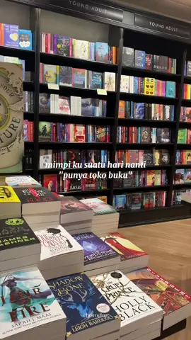 suatu hari nanti #book #books #bookshelf #bookstore #bookshop #reading #membaca #buku #menulis #tokobuku #shop #toko 