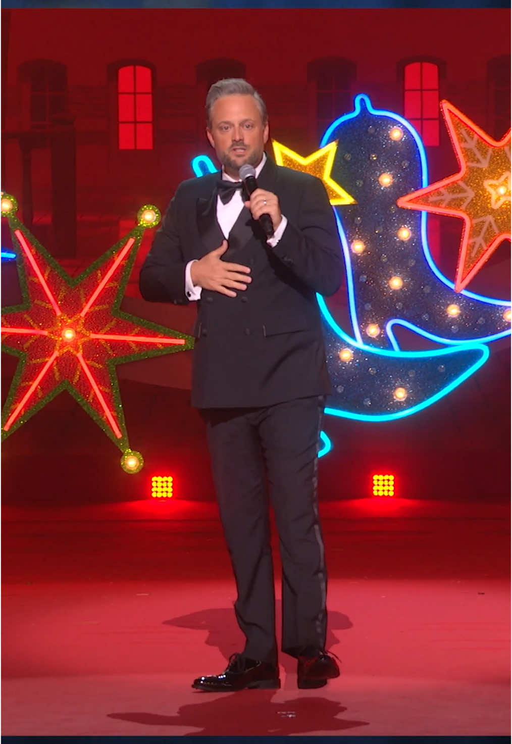 I can't wait for you and your family to watch my Nashville Christmas special airing TONIGHT (9/8C) on @CBS & @Paramount+. It truly is one of the most exciting and fun things I've done and to be able to do it at the Opry makes even more special. Happy Holidays! #christmas #holidays 