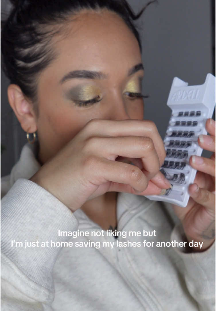 It’s a joke… or is it?! #lashes #baddieonabudget #baddie #lashclusters #makeup #makeuplook #beautyinfluencer  #allthingsbeauty #BeautyTok  #makeuptok #MakeupRoutine  #makeupremoval  #easymakeuptutorial #makeuptutorial 