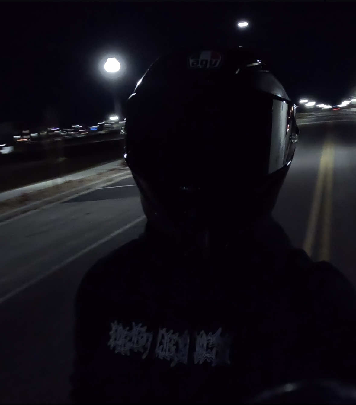 When its dark out  #kawasaki #kawasakizx6r #zx6r #kawasakimotorcycle #ZX636 #motorcycle #sportbike #sportbikelife #explore  #moto #motolife #yzfr6 #cbr #gsxr #gopro #agv #agvhelmets #pistagprr #ridesafe #nightride