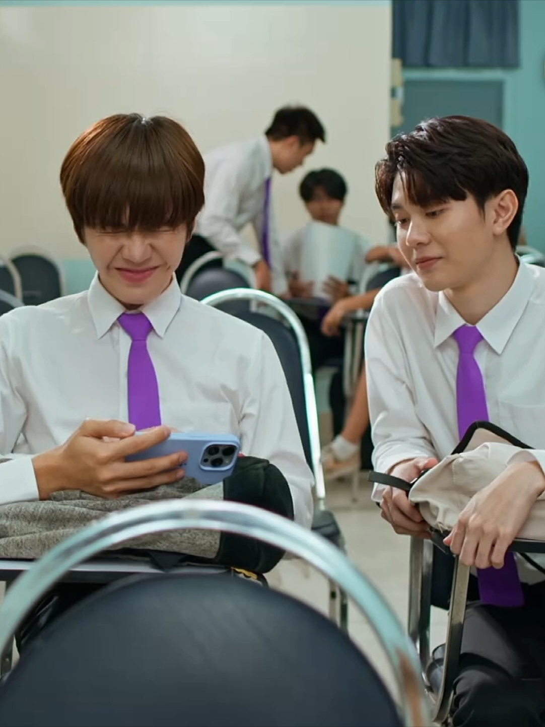 โอ๊ยยยย  เขินแทนน้องอีสเตอร์อ่าาา 😍☺️ #FoureverYouProject #เพราะรักนำทาง #pondponlawit #cooheart #tonliewmethaphat #wanut_mix 