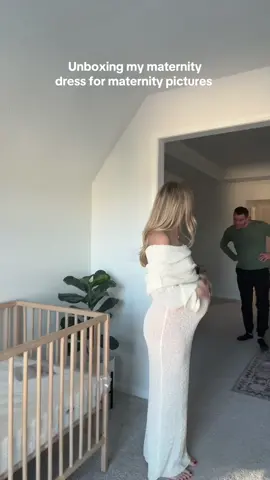 I feel so angelic 😭🕊️ also my husband is the best hype man 🥹 @Meshki 🙏🏻 #maternityphotoshoot #meshki #husbandwife #husbandandwife #dadsoftiktok 