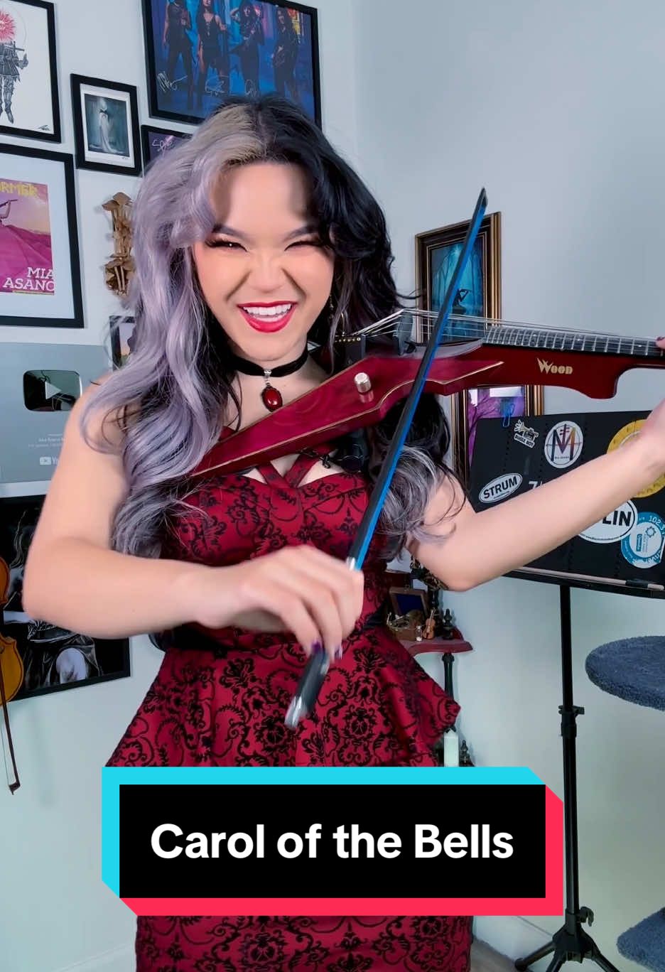 Carol of the Bells - electric violin edition! @Trans-Siberian Orchestra  Song: Carol of the Bells by the Trans Siberian Orchestra Performed on electric violin by Mia Asano  #violin #violinist #electricviolin #electricviolinist #miaasano #music #musician #christmas #christmascarol #carols #holidaymusic #tso #transsiberianorchestra #carolofthebells 