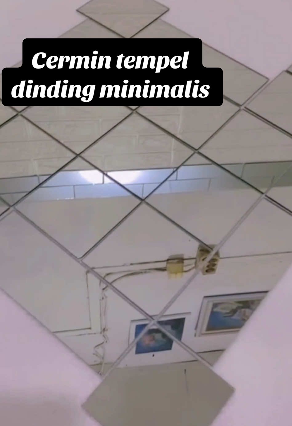 Cermin tempel dinding persegi #cermintempel #cermindinding #cermindindingmurah #fypシ #fypシ゚viral #trendingvideo #rumahminimalis #dekorasikamar #kamaraesthetic #viralvideo 