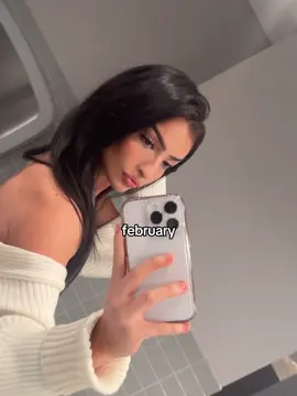 if i see a ‘you should smile more’ comment ill jus agree w you fr😭 i didnt peep idr be smiling in flicks n stuff🕴️#CapCut #newyear #fyp #foryou 