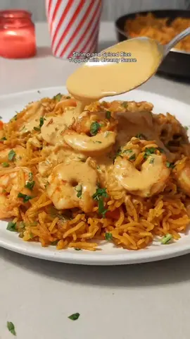 This Shrimp with flavored rice was absolutely delicious, 😋and the sauce is a game-changer! 😍Made with simple ingredients and ready in just 30 minutes, it’s perfect for any day of the week. Find the full recipe with tips on my website, along with many other recipes like this one. Link in bio #shrimp #rice #asmrsounds #lunchidea #foodies #EasyRecipe 