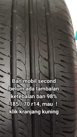 Ban mobil ring 14 185 70 Bekas layak pakai, belum ada tambalan stok 1.pcs Produksi tahun 2018 bekas ban serep. sudah di tes pelek menggunakan angin sudah aman di pakai #banmobilring14 #banmobil #banmobilsecond #jualbanmobilsecond 