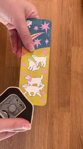 My new bookmarks are here and they turned out so cute!! #bookmark #BookTok #artist #cute 