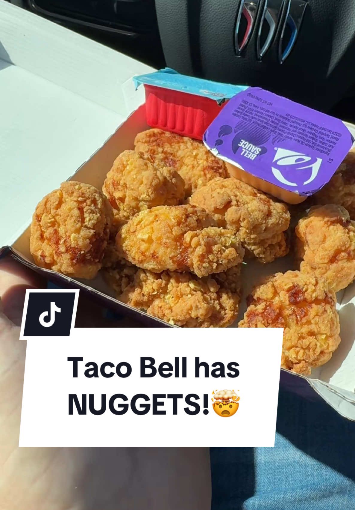 Lets try Taco Bells New Crispy chicken Nuggets!🛎️ 🌮 @tacobell #fyp #fypシ #Foodie #foodreview #foodietiktok #foodvlog #fastfood #tacobell 