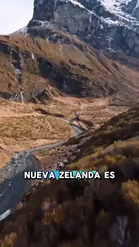 Nueva Zelanda es considerada el lugar más pacífico que existe #curiosidades #SabiasQue #newzealand #nuevazelanda #glacier #turismo #CapCut 
