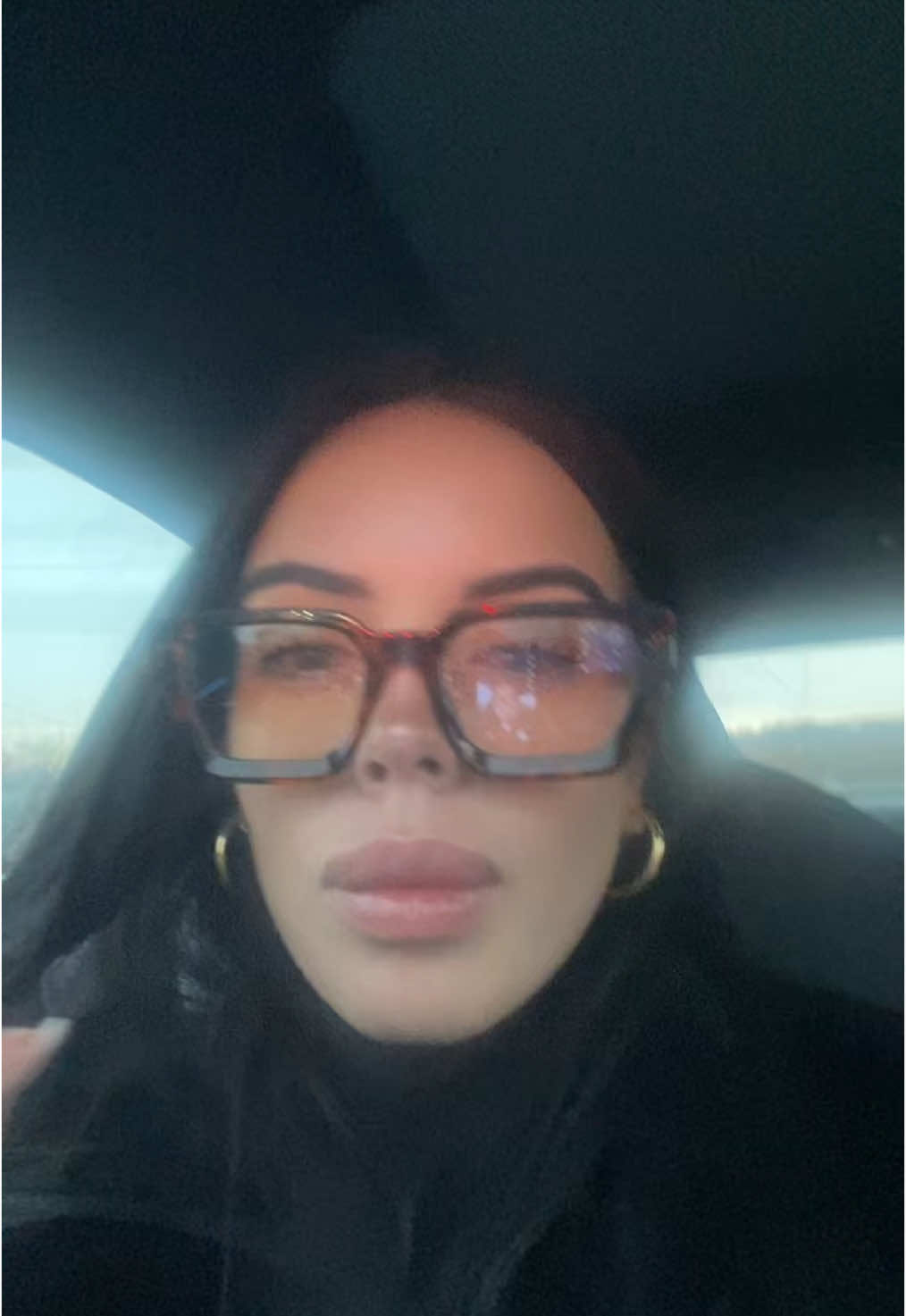 Does anybody with a 2018 jeep compass have this problem or just me #help #fyp #jeep 