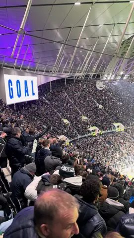 What’s the atmosphere of Tottenham Hotspur Stadium  #tottenhamhotspur #tottenham #spurs #london #londonlife #manchesterunited #tottenhamhospur 