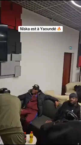 🚨Niska vient d’arriver au Cameroun a Yaounde pour son concert au palais polyvalent des sports le 21 decembre 2024 🔥🇨🇲🇫🇷❤️ #tiakola #niska #niska_officiel #concerts #pourtoi #rapfr #cameroun #camerountiktok🇨🇲 #camerountiktok #cameroun🇨🇲 #camerountiktok🇨🇲237🥰 #niskaaucameroun 
