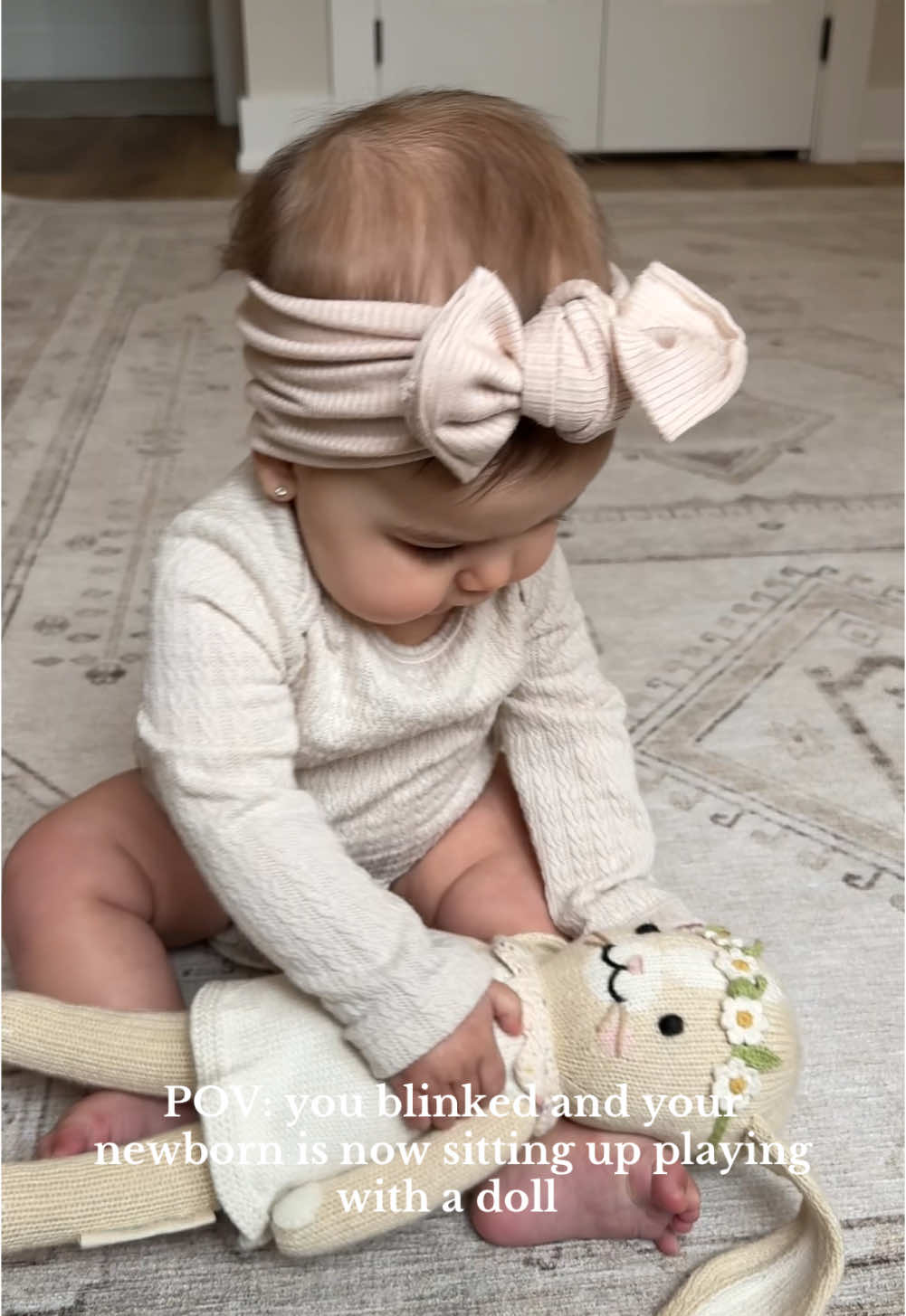 Milestones are so bittersweet #baby #babylove #babygirl #momlife #motherhood #babyfever #dontblink @cuddle and kind 