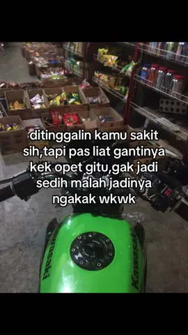 opet ketumpahan clear glosy🥶