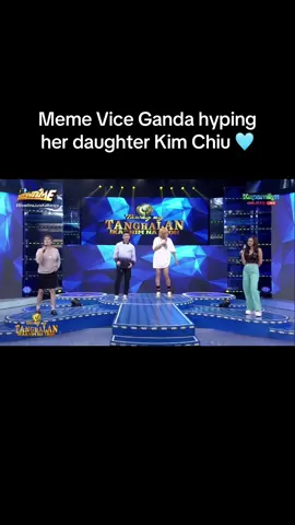 Mahal na mahal ng Kim Chiu and KimPau fans si Meme @Vice Ganda One of the solid support system ni Kimmy si Meme when Kim was at her lowest during pandemic. Unahin po natin ang #AndTheBreadwinnerIs sa #MMFF2024 #MMFF50 KIMPAU  SupportsMEMExATBI #OneUnitedKimPau #MLWMYDInCinemasFEB12 #MyLoveWillMakeYouDisappear #KimPau #KimChiu #PauloAvelino #ViceGanda 